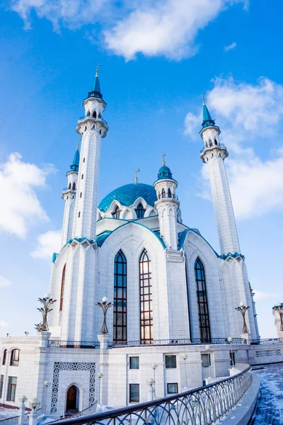 De Qol Sharif moskee in Kremlin van Kazan. Tatarstan, Rusland. KUL — Stockfoto