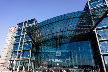 Berlin - 18 Mart 2015. Tren Garı Berlin. Olmak