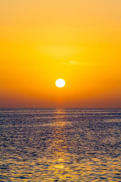 Sunset. sunset landscape. sunset sea — Stock Photo, Image