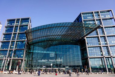 Berlin - 18 Mart 2015. Tren Garı Berlin. Olmak