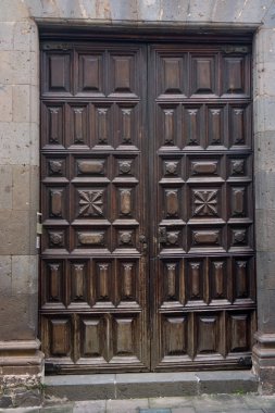 Eski ahşap kapı. Antika kapı