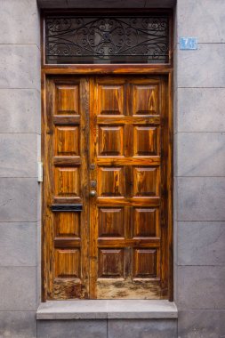 Eski ahşap kapı. Antika kapı