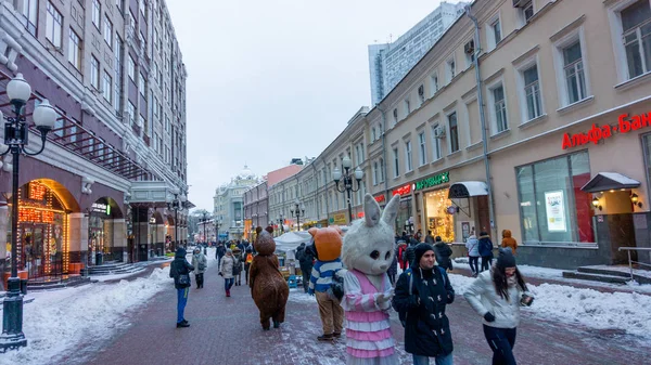 Moscú, Rusia - 12 de noviembre de 2016: Vistas de invierno del Arbat st —  Fotos de Stock