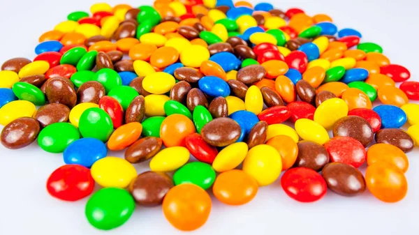 Bunte Bonbons. bunte Schokolade Bonbons für Hintergründe — Stockfoto