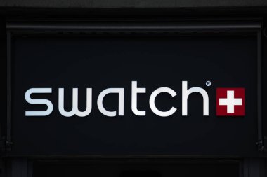 Zürih, İsviçre - 04 Kasım, 2016: renk örneği işaret üstünde kurmak