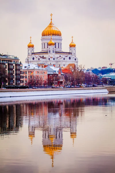 Cathedral of Christ the Savior in the winter. christian landmark — Stock Photo, Image