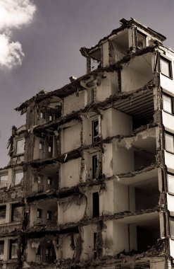 yıkık tuğla. bir şehir kalıntıları. Kalıntılar savaş. terk edilmiş evleri