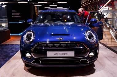 Frankfurt, Almanya - 23 Eylül 2015: Mini Clubman sundu