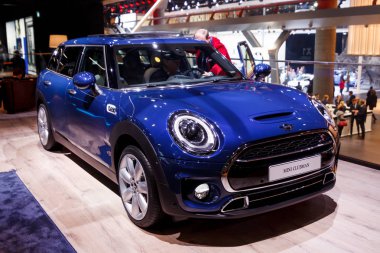 Frankfurt, Almanya - 23 Eylül 2015: Mini Clubman sundu