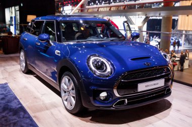 Frankfurt, Almanya - 23 Eylül 2015: Mini Clubman sundu