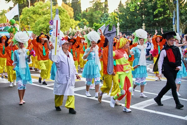 Soči, Rusko. 27. května 2017, karneval show věnované OPŽP — Stock fotografie