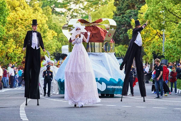 Sochi, Rússia. 27 de maio de 2017, Carnaval dedicado ao ope — Fotografia de Stock