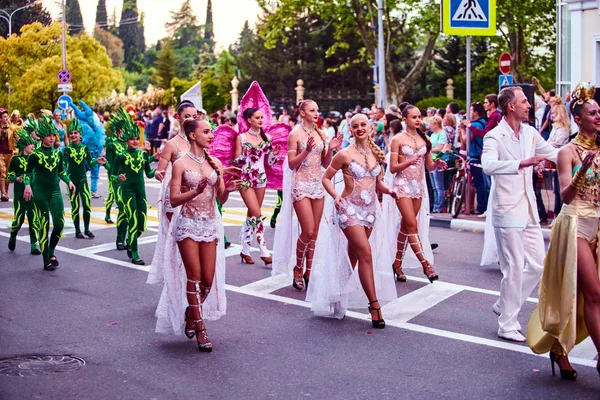 Sotchi, Russie. 27 mai 2017, Carnaval dédié à l'ope — Photo