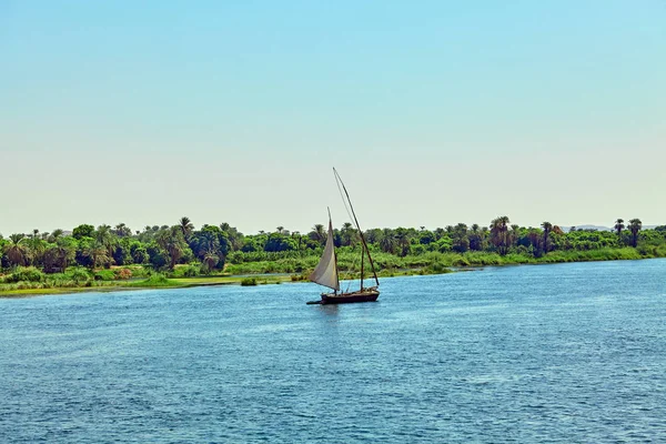 Boot auf dem Nil. Ägypten — Stockfoto