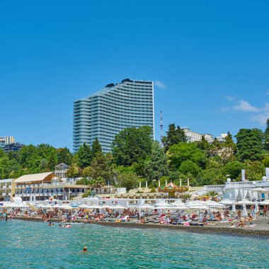 Soçi, Rusya - 06 Temmuz, 2017. Beach Mayak. Plaj görünümünü