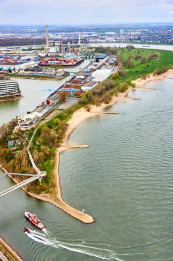 Dusseldorf, Almanya Ren Nehri. Havadan görünümü