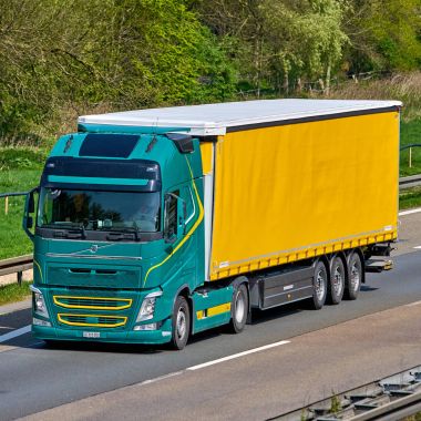 Düsseldorf, Almanya - 20 Nisan 2017: Kamyon taşımacılığı, india