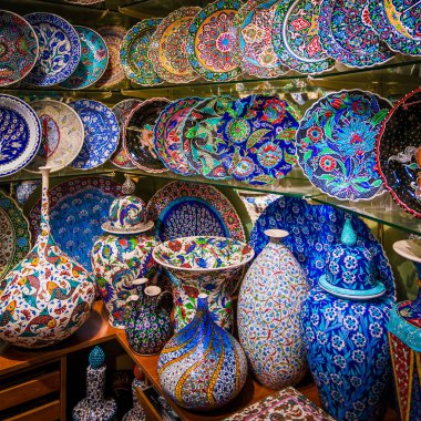 Kapalıçarşı Istanbul, Türkiye'de satışa Türk Seramik