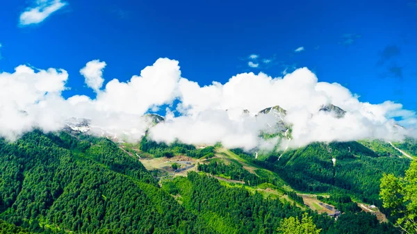 Kafkas Dağları. dağ manzarası