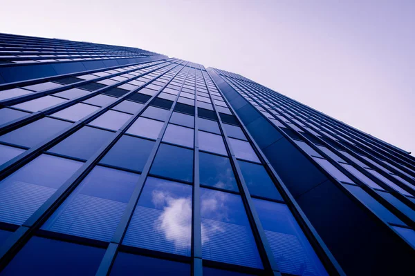 Modern business skyscrapers. Office building close up. modern  g — Stock Photo, Image