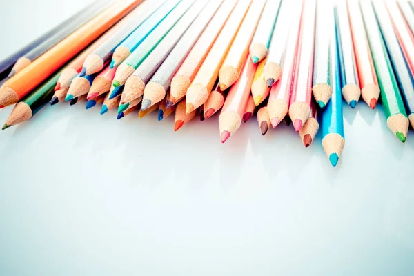 Soyut sanat arka plan. birçok renkli kalemler 