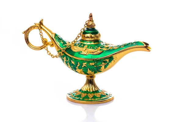 Lampe vintage d'Aladdin. Lampe à huile de style ancien. Ancienne lampe. Génie — Photo