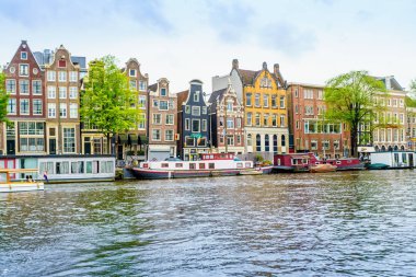 Amsterdam, Hollanda, 5 Eylül 2017: Amsterd kanalda