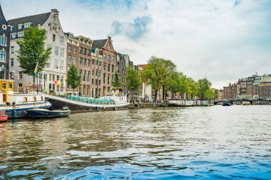 Amsterdam, Hollanda, 5 Eylül 2017: Amsterd kanalda