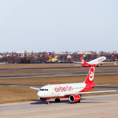 Berlin, Almanya - 02 Mart 2015: Air Berlin Airbus t için geldi