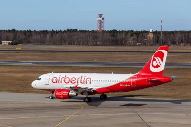 Berlin, Almanya - 02 Mart 2015: Air Berlin Airbus t için geldi