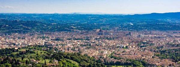 Widok z góry z Florencji, Włochy. Widok z lotu ptaka na miasto Florencja — Zdjęcie stockowe
