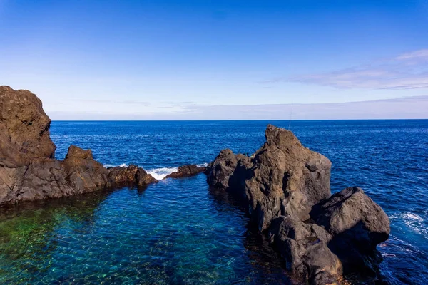 Costa de Tenerife. Praia preta de Tenerife — Fotografia de Stock