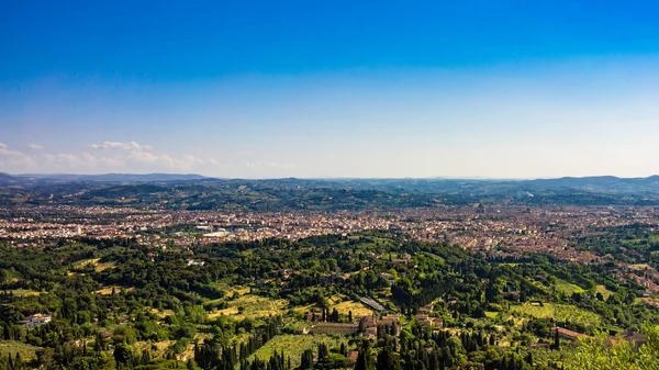 フィレンツェ、イタリアの平面図です。フィレンツェ市空撮 — ストック写真