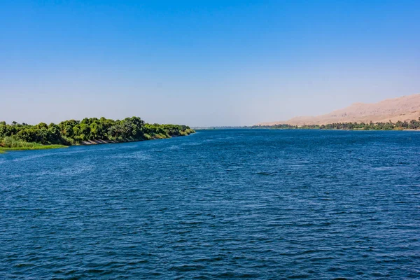 A Nílus folyó Egyiptomban. Élet a Níluson — Stock Fotó