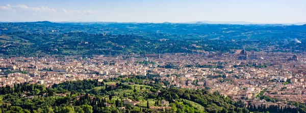 Widok z góry z Florencji, Włochy. Widok z lotu ptaka na miasto Florencja — Zdjęcie stockowe