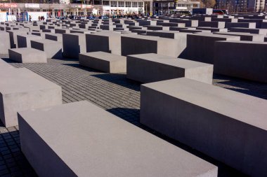 Berlin, Almanya - 03 Mart 2015: Holocaust Memorial Berlin üzerinde, 