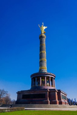 Berlin 'de zafer anıtı (Siegessauele)