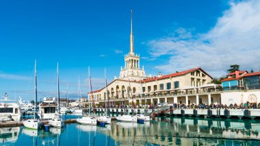 Soçi, Rusya - 27 Ocak 2018: Sea Port Sochi. anglers bir