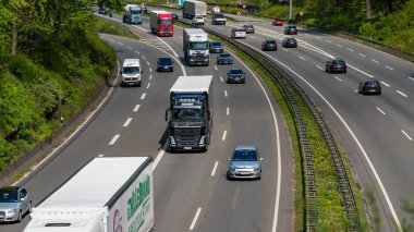 Düsseldorf, Almanya - 25 Nisan 2017: Karayolu ulaşım zekâ