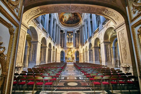 VERSAILLES, FRANCIA - 14 FEBBRAIO 2018: Interni e dettagli di — Foto Stock