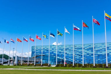 Soçi, Rusya - 16 Mayıs 2016. Olympic Park. Ülke bayrakları