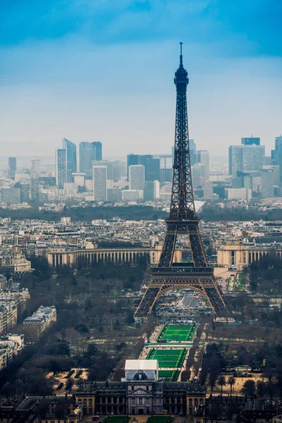 Cidade aérea de Paris, França, com a Torre Eiffel vista fr. — Fotografia de Stock