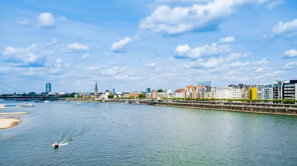 Vista aérea de Duesseldorf na Alemanha - Europa — Fotografia de Stock