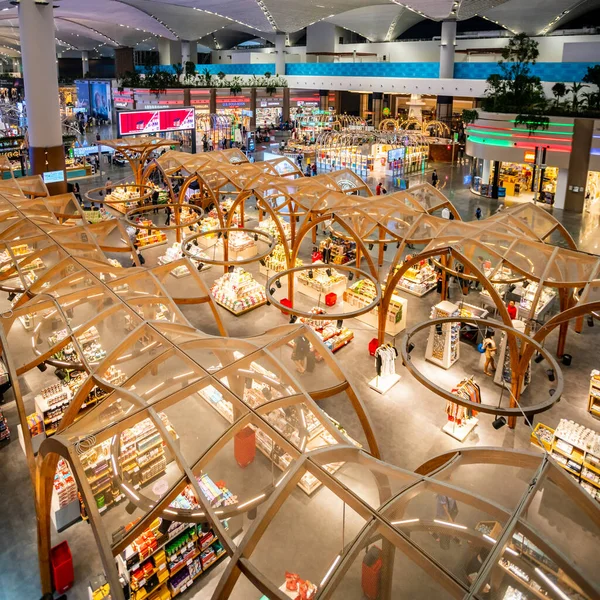 ISTANBUL, TURQUIA, AGOSTO 02, 2019: Vista interior do Istambul n — Fotografia de Stock