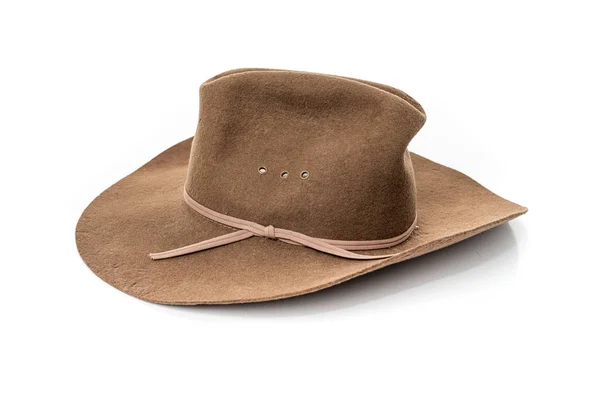 Sombrero de vaquero primer plano aislado sobre un fondo blanco — Foto de Stock