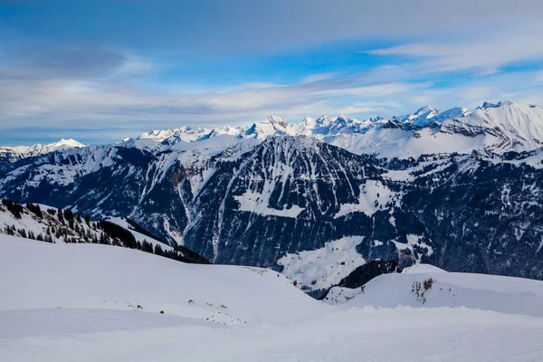 Inverno nelle Alpi svizzere, Svizzera — Foto Stock