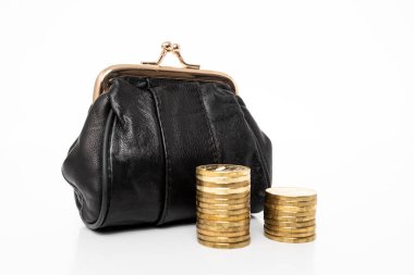 Para dolu cüzdan beyaz arka planda izole