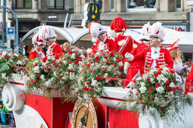 Köln, Almanya - 12 Şubat 2018: Rosenmontag Geçidi ( 