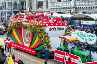 Köln, Almanya - 12 Şubat 2018: Rosenmontag Geçidi ( 