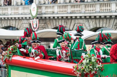 Köln, Almanya - 12 Şubat 2018: Kimliği belirsiz kişiler